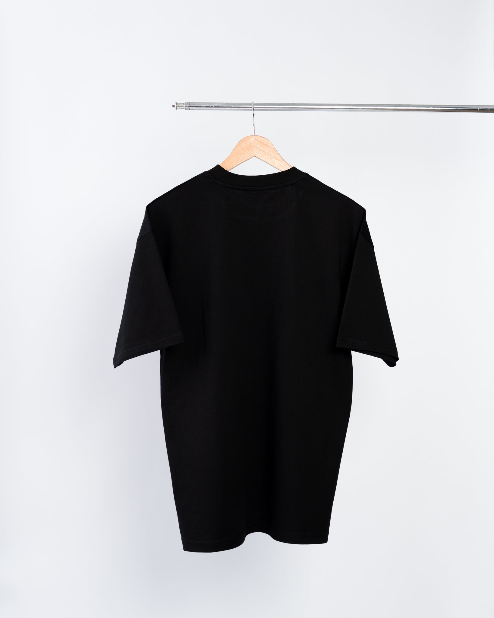 Essential Premium Black T-shirt
