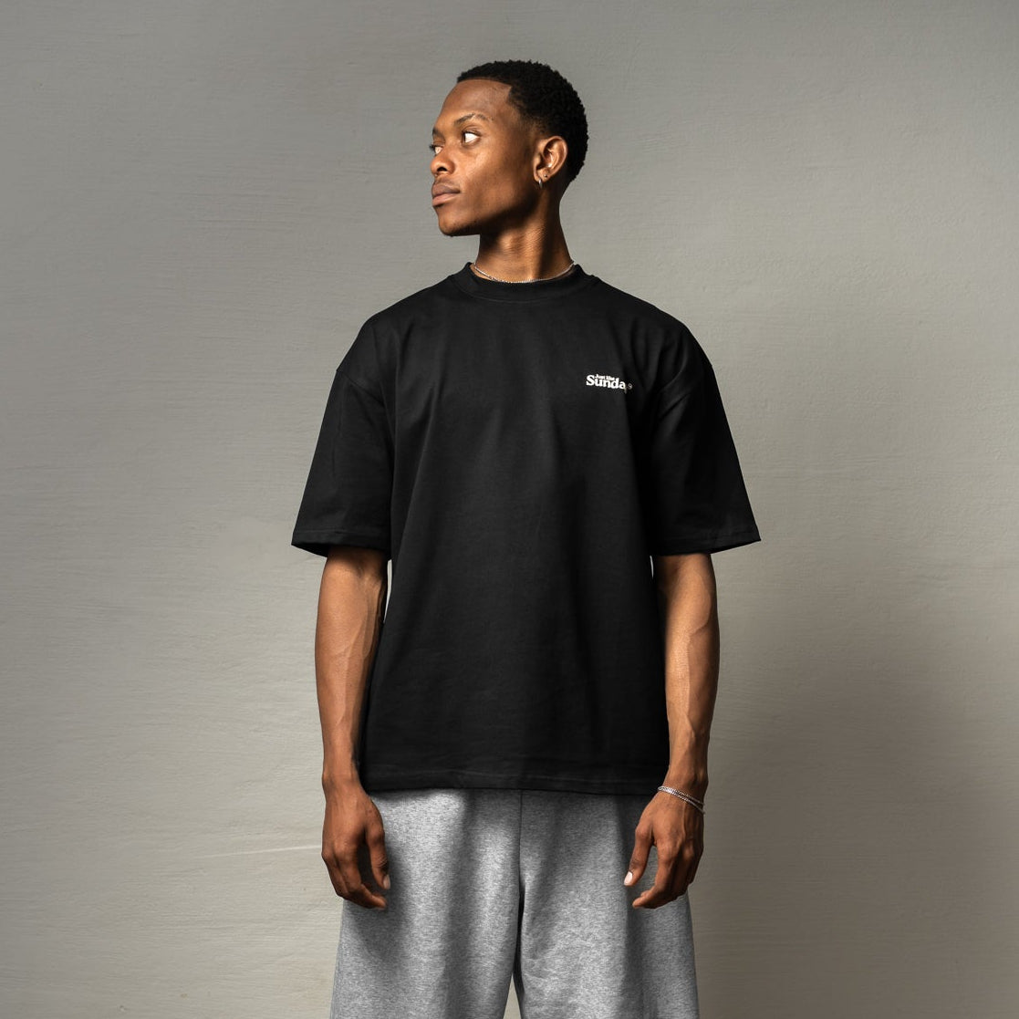 Essential Premium Black T-shirt